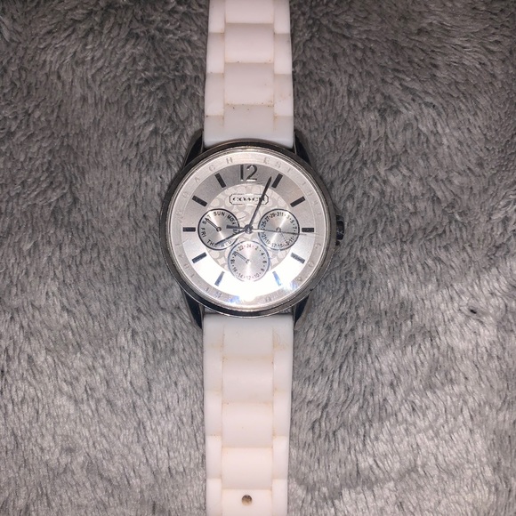 Coach Watch. - Picture 3 of 3